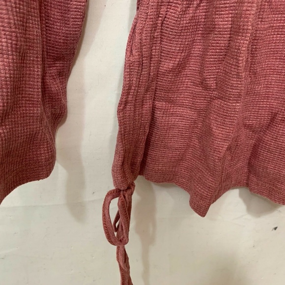 Eddie Bauer Women NWT Waffle Double Side-Cinch Long Sleeve Crewneck Shirt in L - Picture 3 of 5